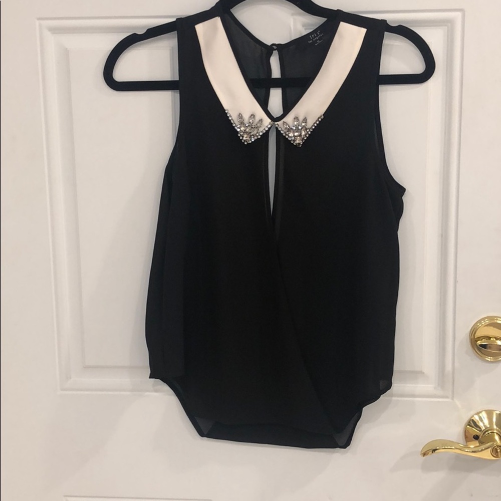 Open Front And Back See Through With White Neck - image 6